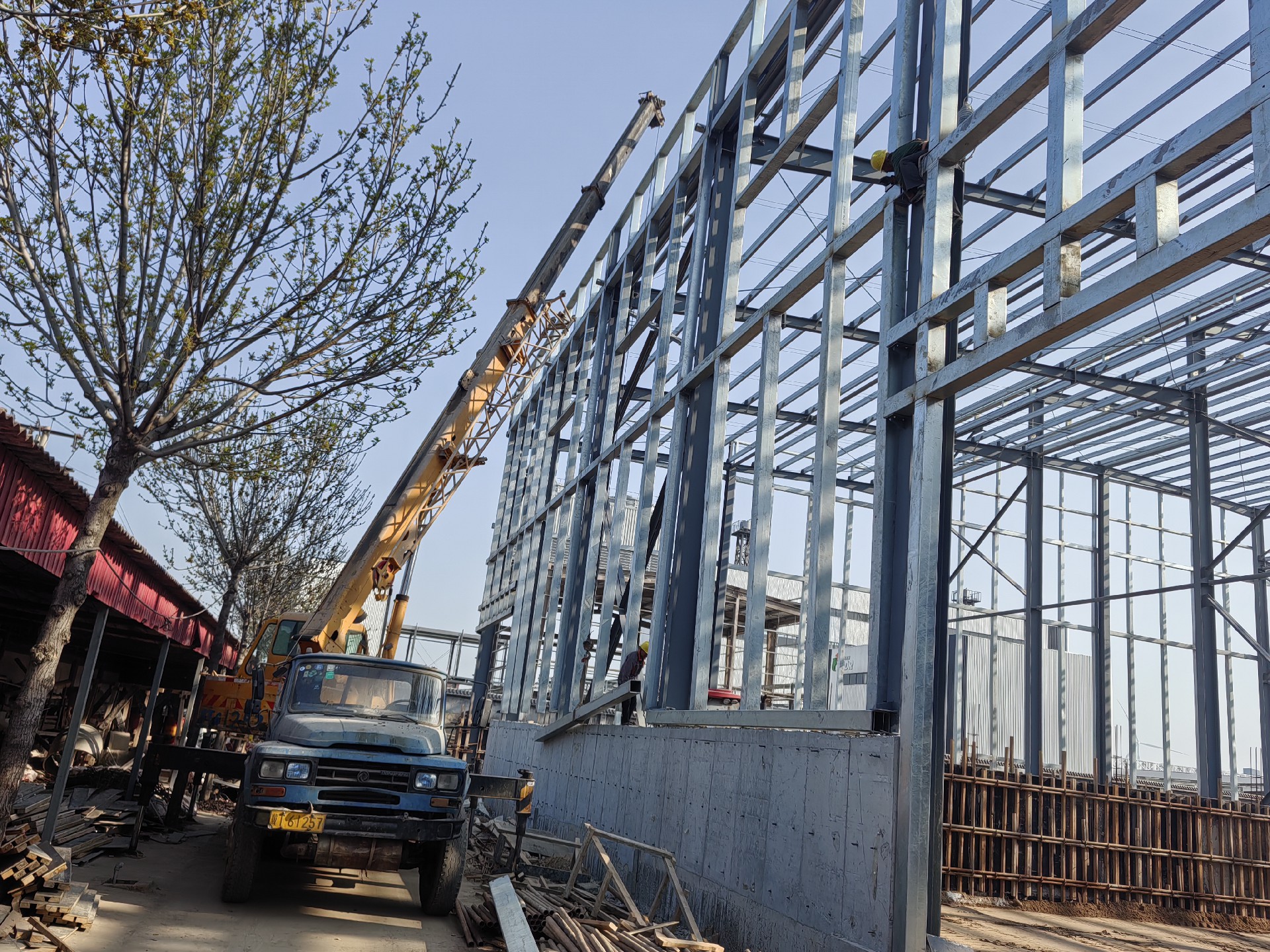 #衡水鋼結構#衡水廠房#衡水鋼結構廠家#深州金鼎鋼構#衡水鋼構#鋼結構廠房#河北鋼結構#衡水廠房建設#衡水金鼎鋼構  @百度@抖音@快手@今日頭條@豆包